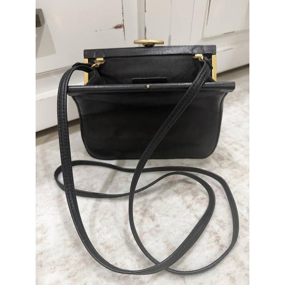 Vintage Liz Claiborne Leather Co Black Framed Kiss Lock Crossbody Bag Clutch